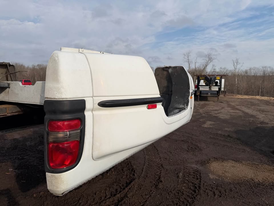 1994–2002 Dodge Ram 8 Ft Dually Bed – Rust Free OEM Takeoff - Image 3